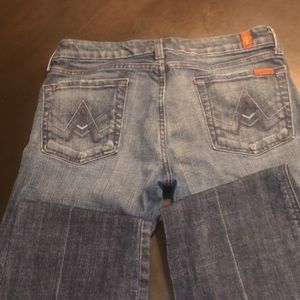 A Pocket 7 for all mankind jeans